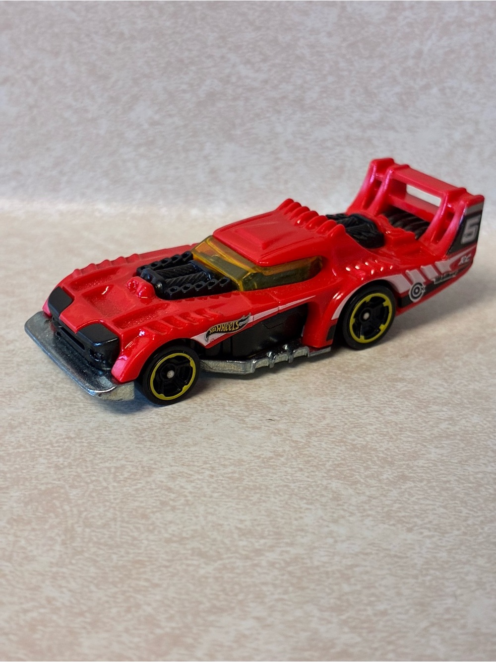 #4 Hot Wheels 1:64 Scale Diecast Race Car Toy - Red Black Silver